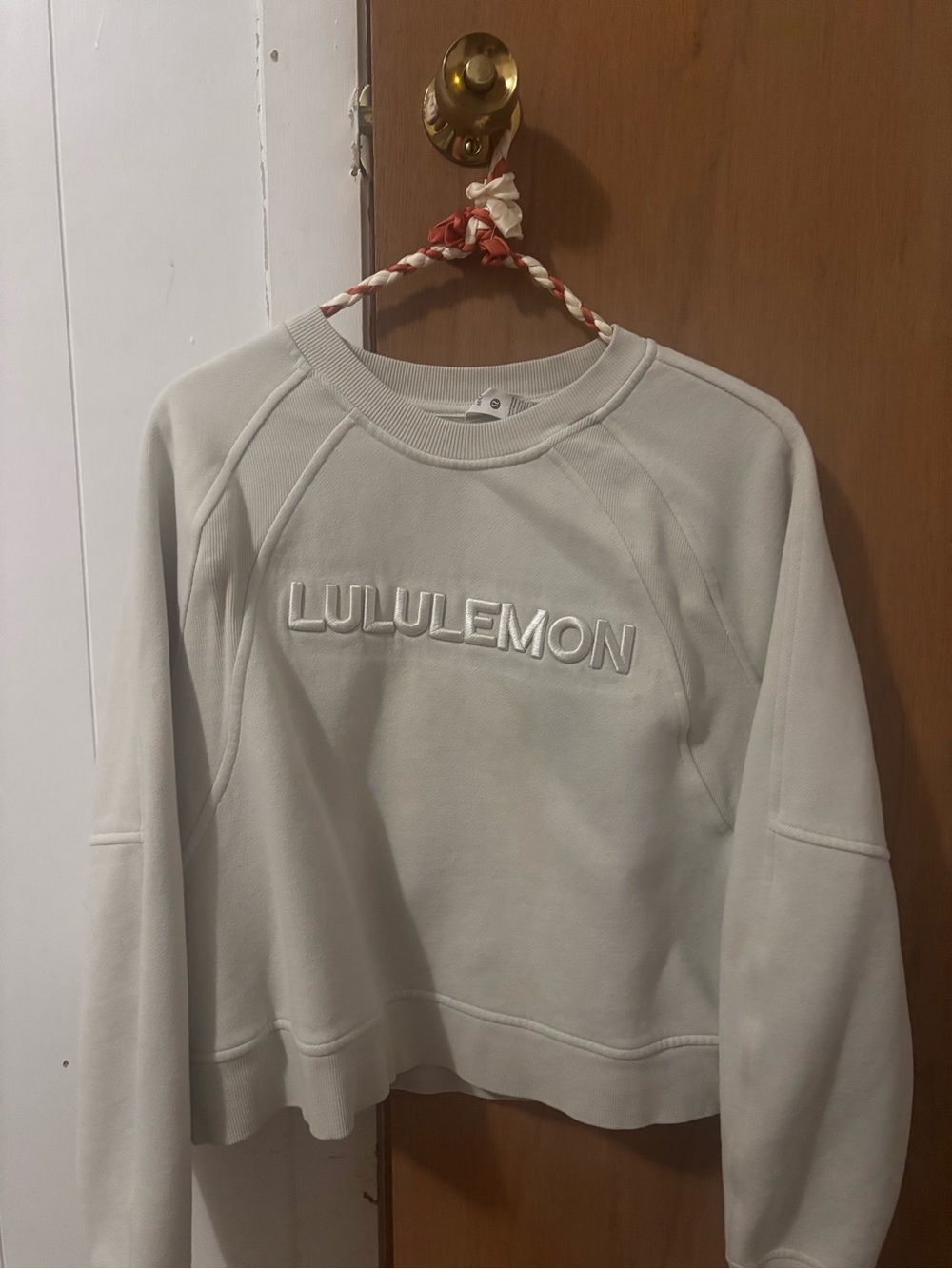 lululemon athletica Cream Embroidered Logo Crewneck Sweatshirt M/L